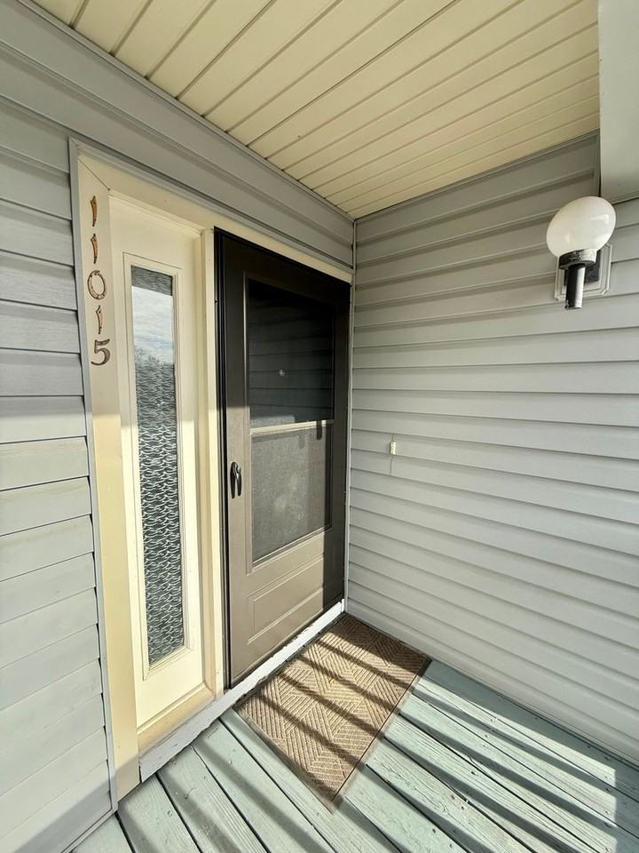 11015 Harrowfield Road - Photo 2 of 21