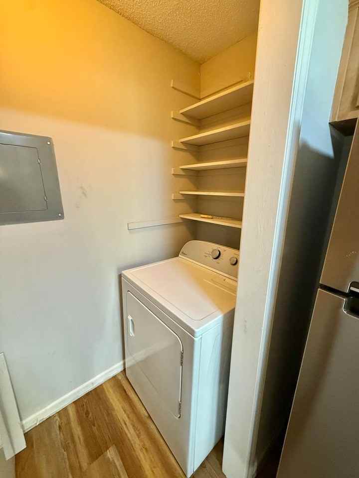 11015 Harrowfield Road - Photo 5 of 21