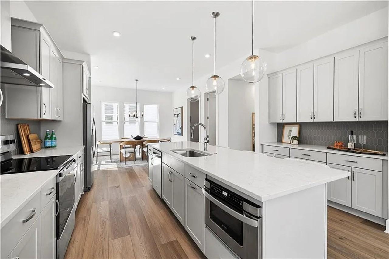 517 Motivation Cir Nw - Photo 2 of 50