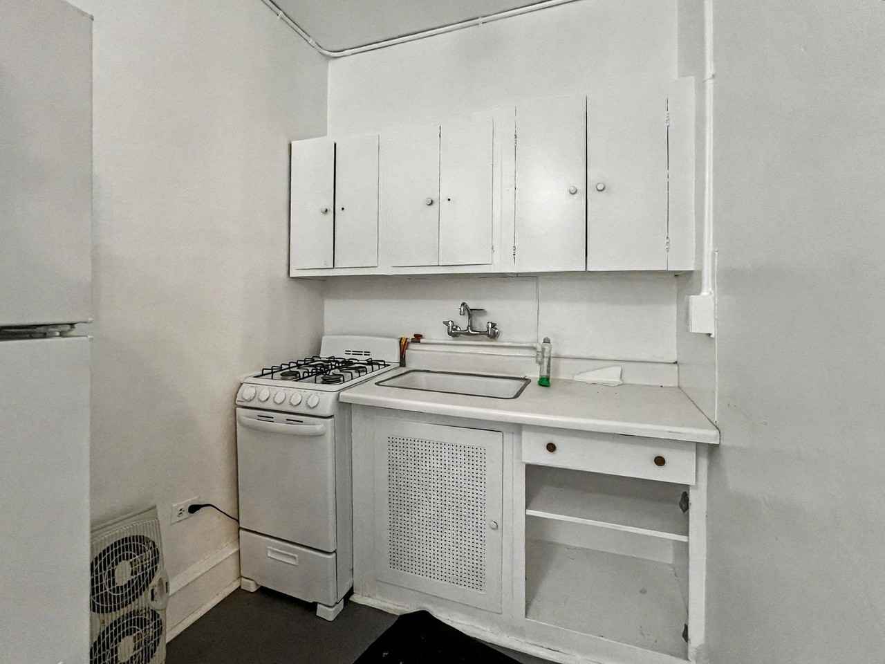 26 Park Ave. - Photo 7 of 36