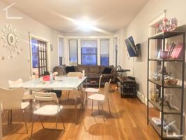 featured image of 215 Saint Paul St