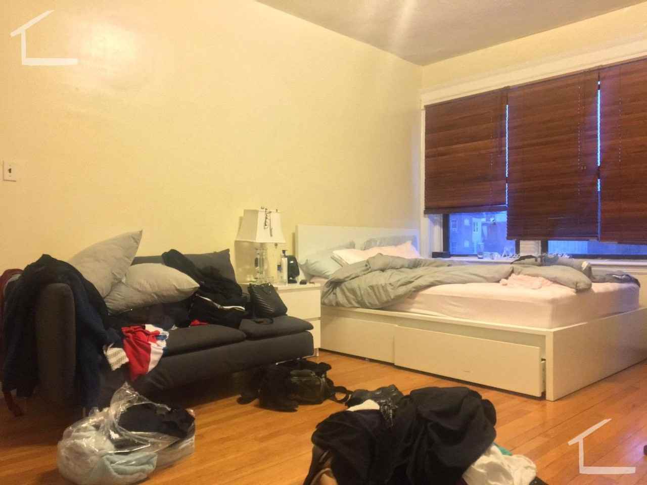 215 Saint Paul St - Photo 4 of 17