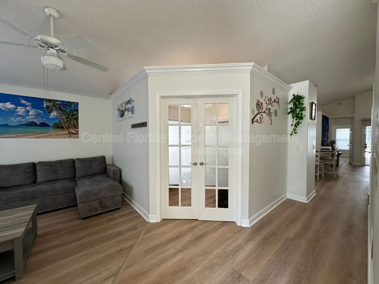 1009 Lake Davenport Blvd - Photo 3 of 30