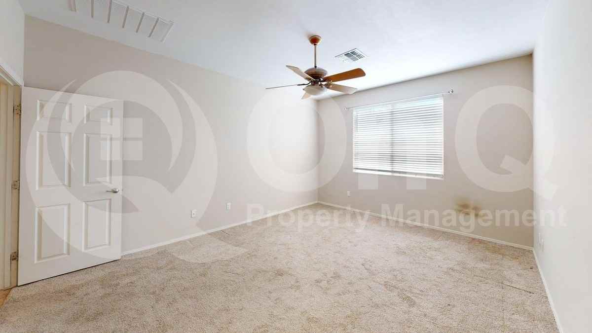 12533 North School Day Drive - Photo 5 of 24