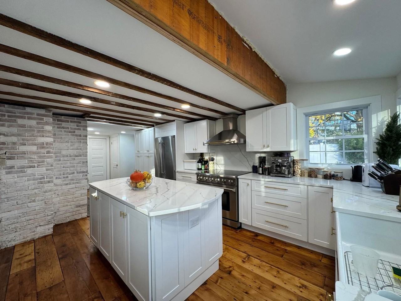 354 Highland Avenue - Photo 2 of 20