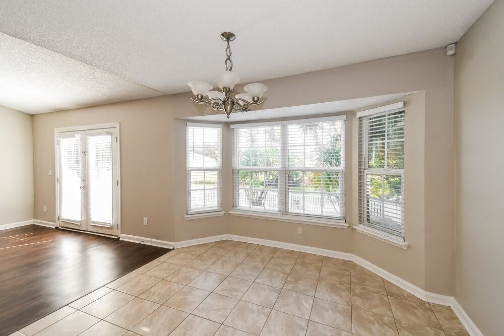 2936 Waters View Cir - Photo 5 of 16