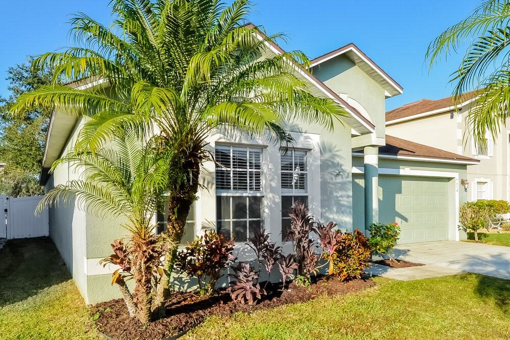 4650 Salamander St - Photo 3 of 16