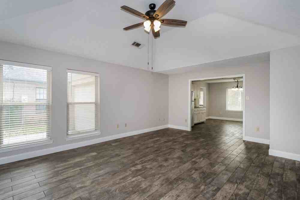 9923 Adina Cove - Photo 5 of 16