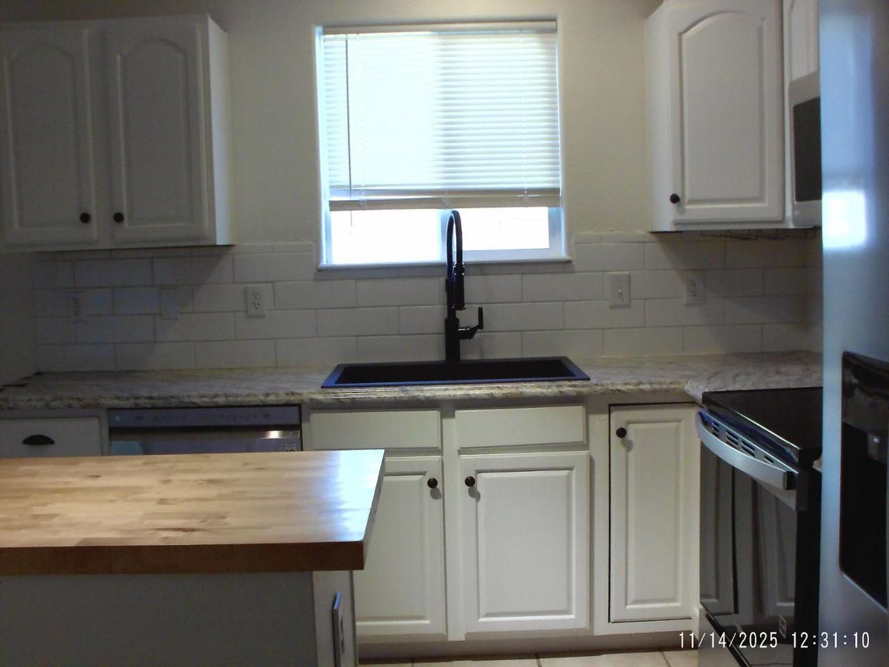 8615 Silver Glen Dr - Photo 2 of 48