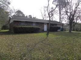 featured image of 7604 Oakland Drive