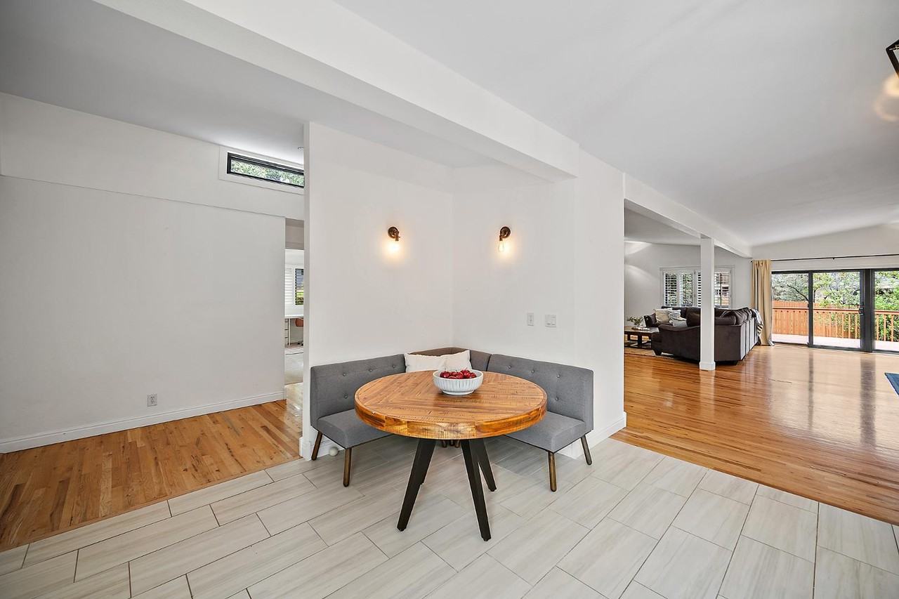 110 Vine St - Photo 3 of 50