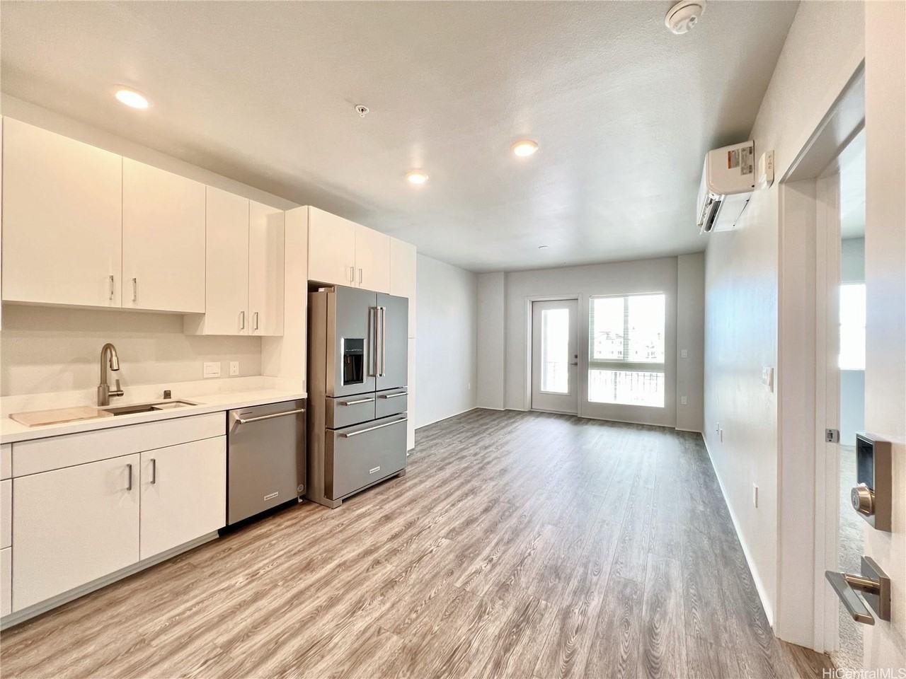 91-3641 Iwikuamo'o Street #1504