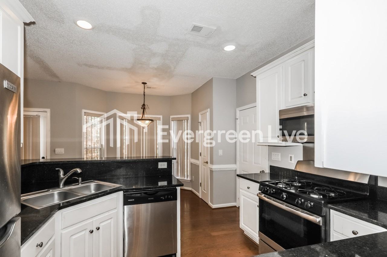 185 Argonne Dr - Photo 7 of 16