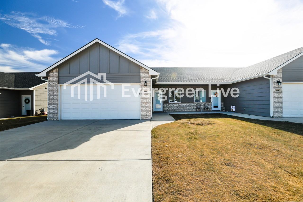 111 Santa Fe Circle - Photo 2 of 24