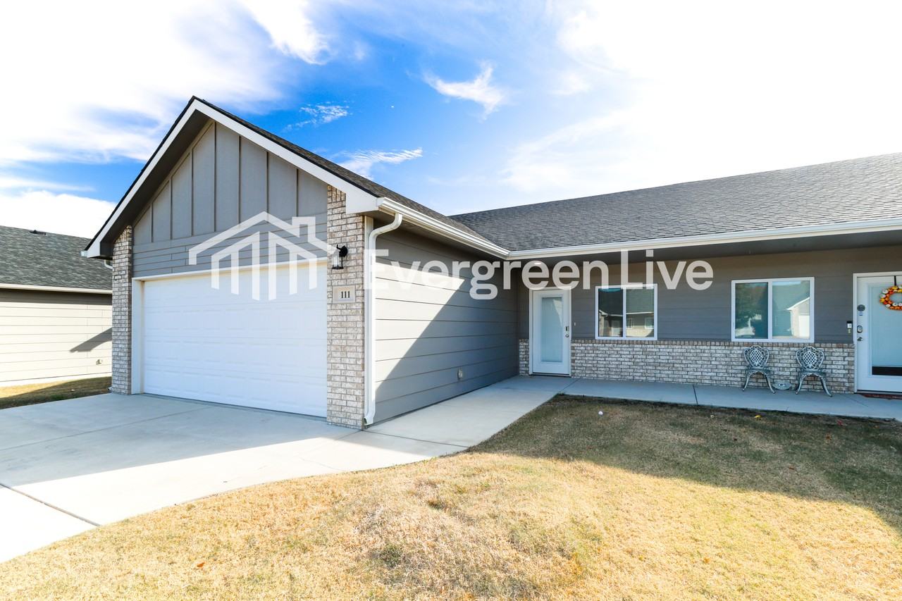 111 Santa Fe Circle - Photo 3 of 24