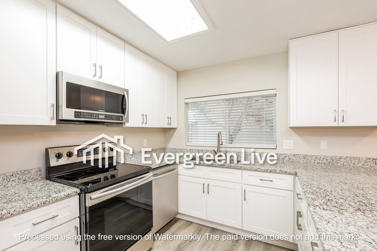 8734 Shallow Ridge Dr - Photo 5 of 14