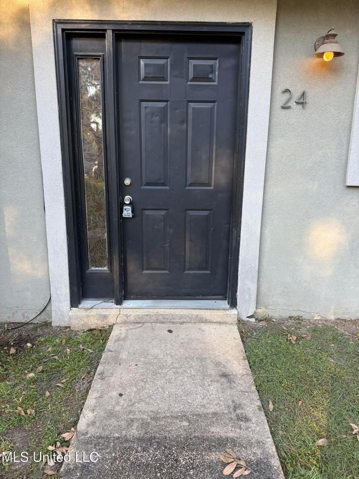 1625 Martin Bluff Road - Photo 2 of 23