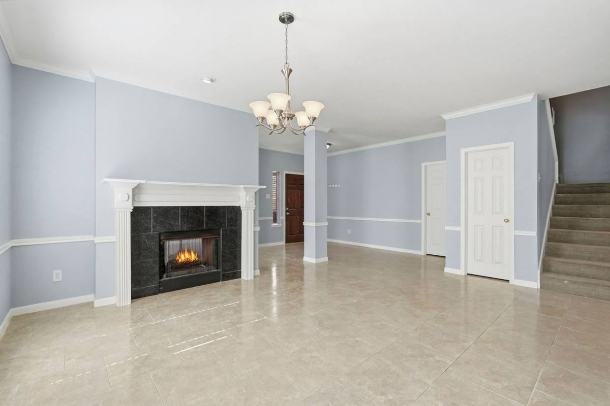 3311 Whitebud Dr - Photo 4 of 10