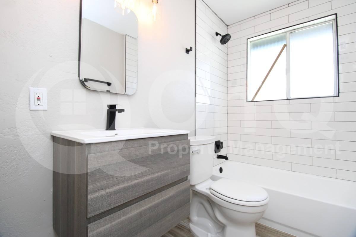 2109 W Hayward Ave #2 - Photo 6 of 10