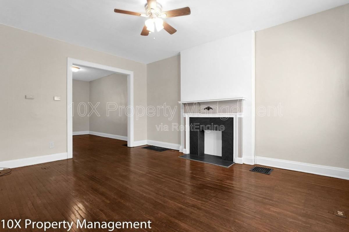 1656 E Sycamore St - Photo 5 of 10