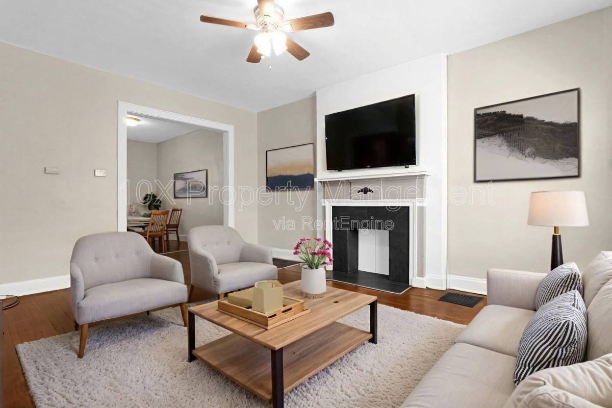 1656 E Sycamore St - Photo 7 of 10