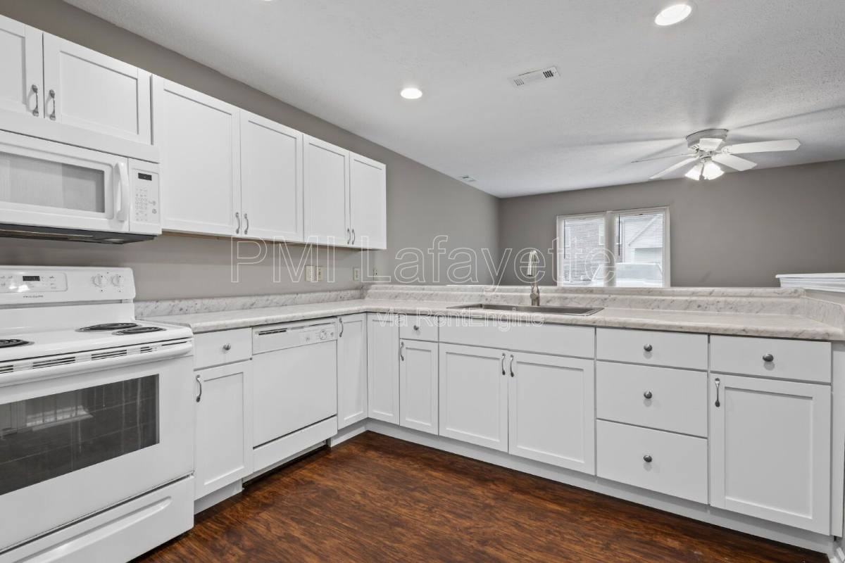 3524 Bethel Dr - Photo 2 of 10