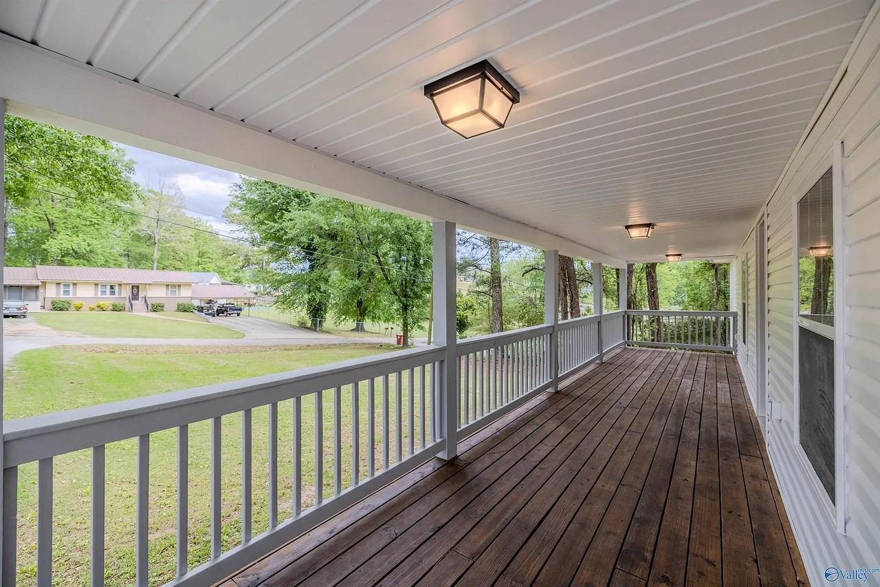 205 Harmony Way - Photo 4 of 42