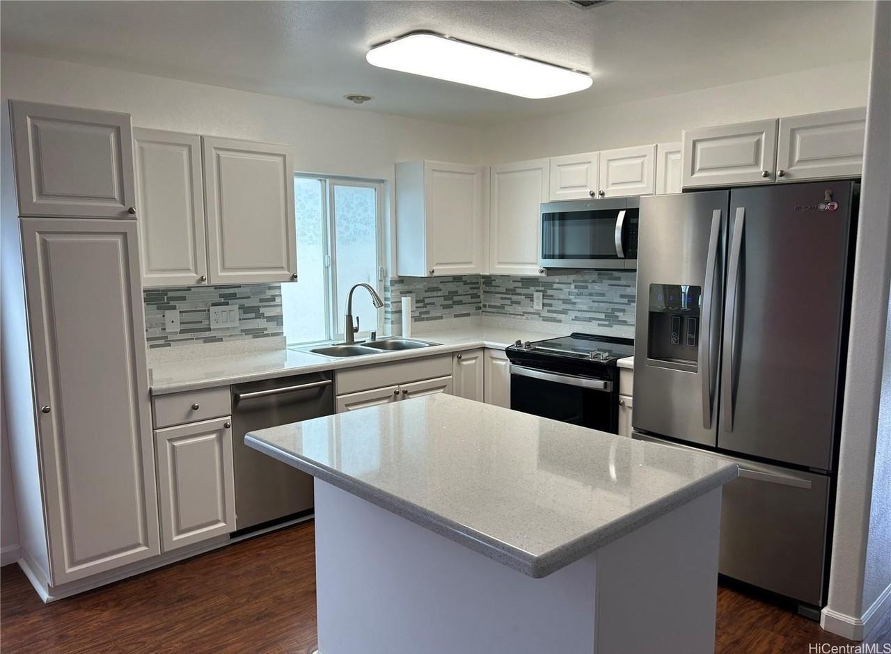 91-1179 Kaimalie St - Photo 3 of 22