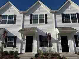 featured image of Fall Hills Dr