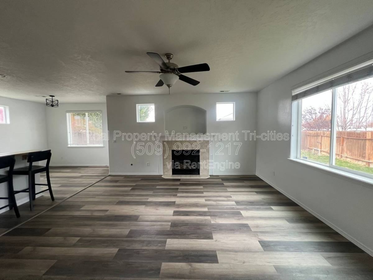 8013 West 5th Avenue - Photo 3 of 10