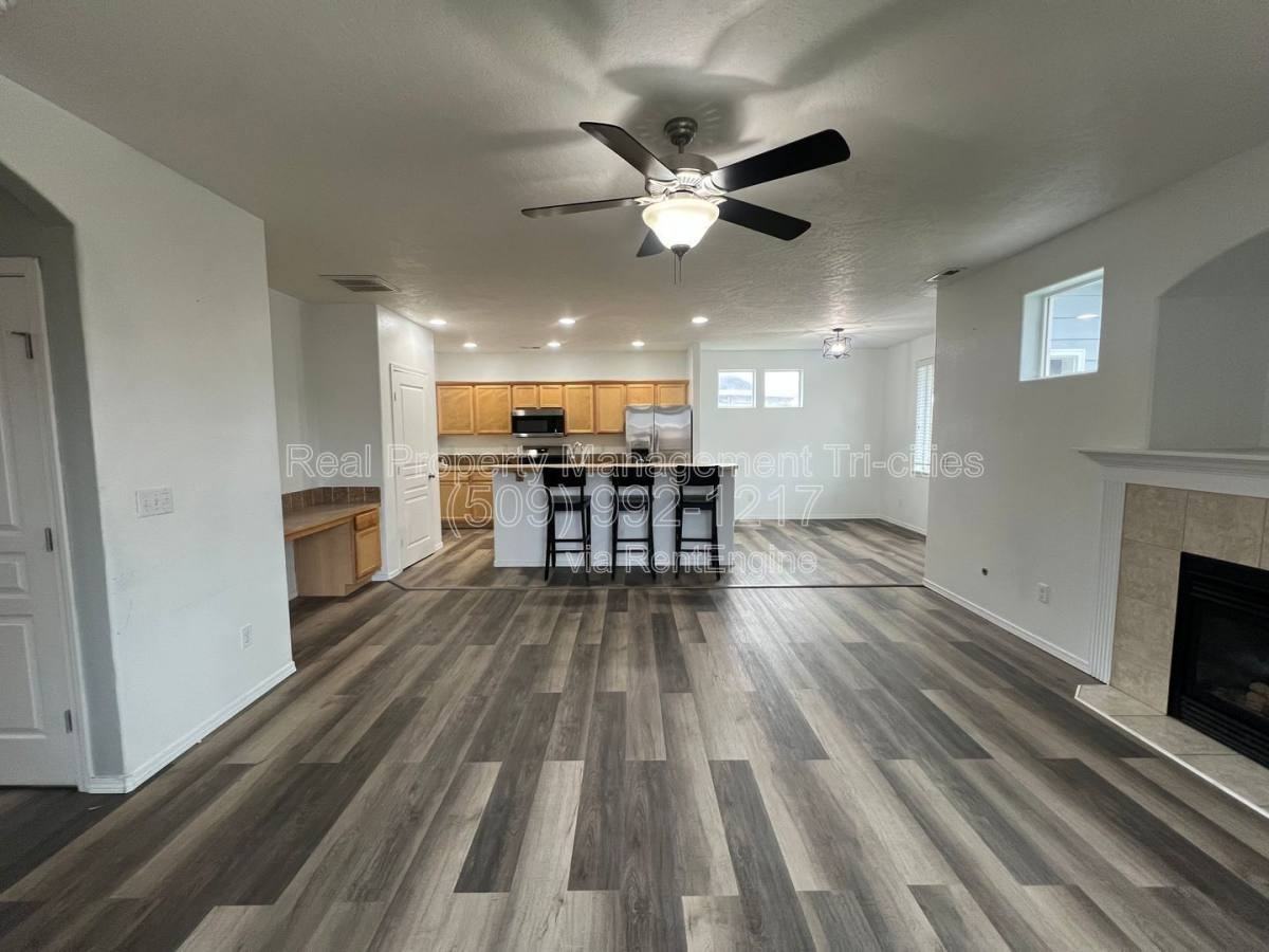 8013 West 5th Avenue - Photo 4 of 10