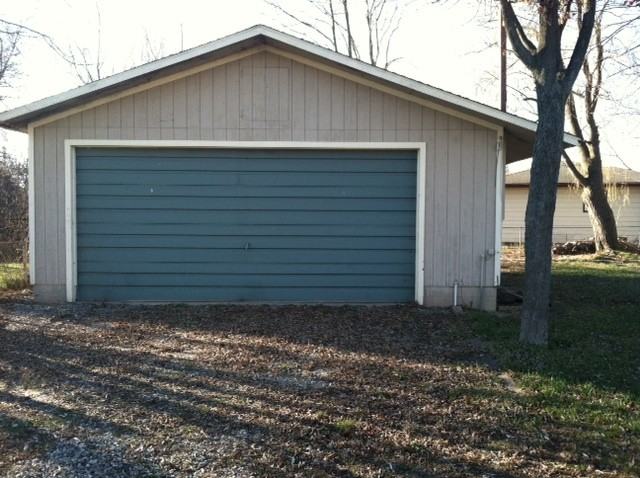 315 315 Crescent - Photo 2 of 11