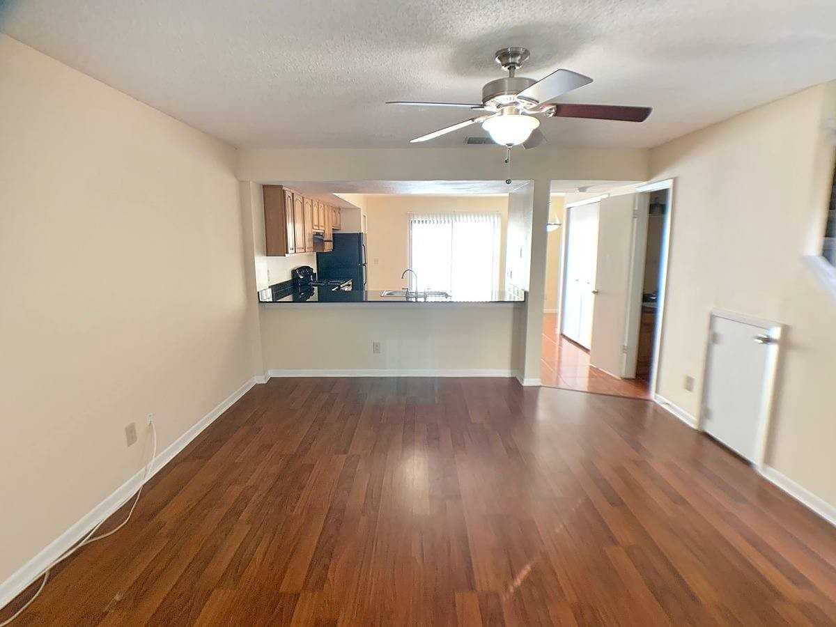 515 South Albany Avenue - Photo 5 of 20