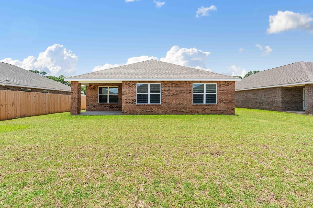 2535 Arbordale Loop - Photo 2 of 20