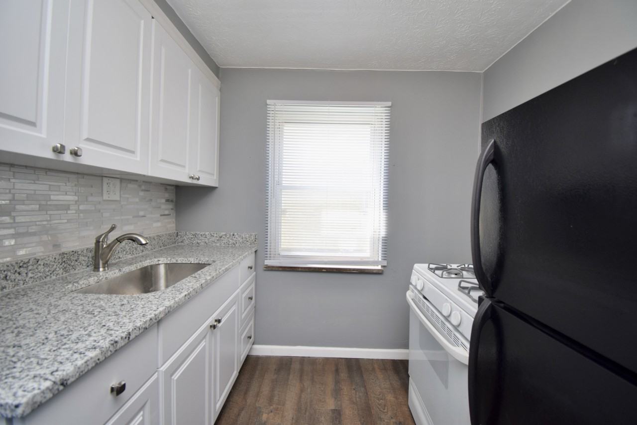 64 Gorman Ln #B - Photo 2 of 18