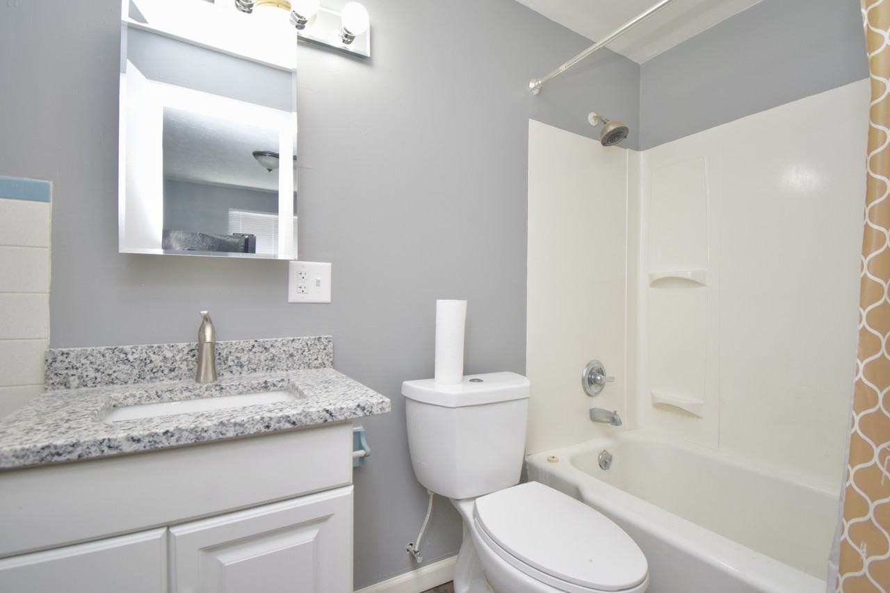 64 Gorman Ln #B - Photo 3 of 18