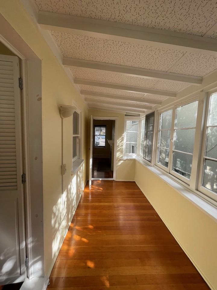 279 Lester Ave #2 - Photo 6 of 22