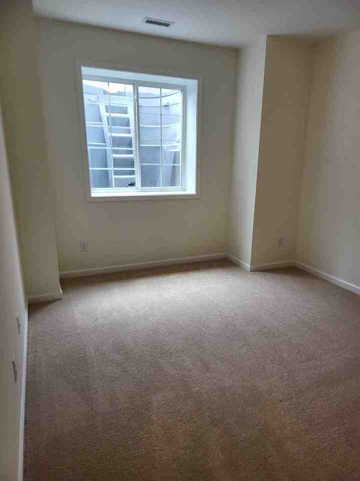 436 Church St #1 - Photo 7 of 22