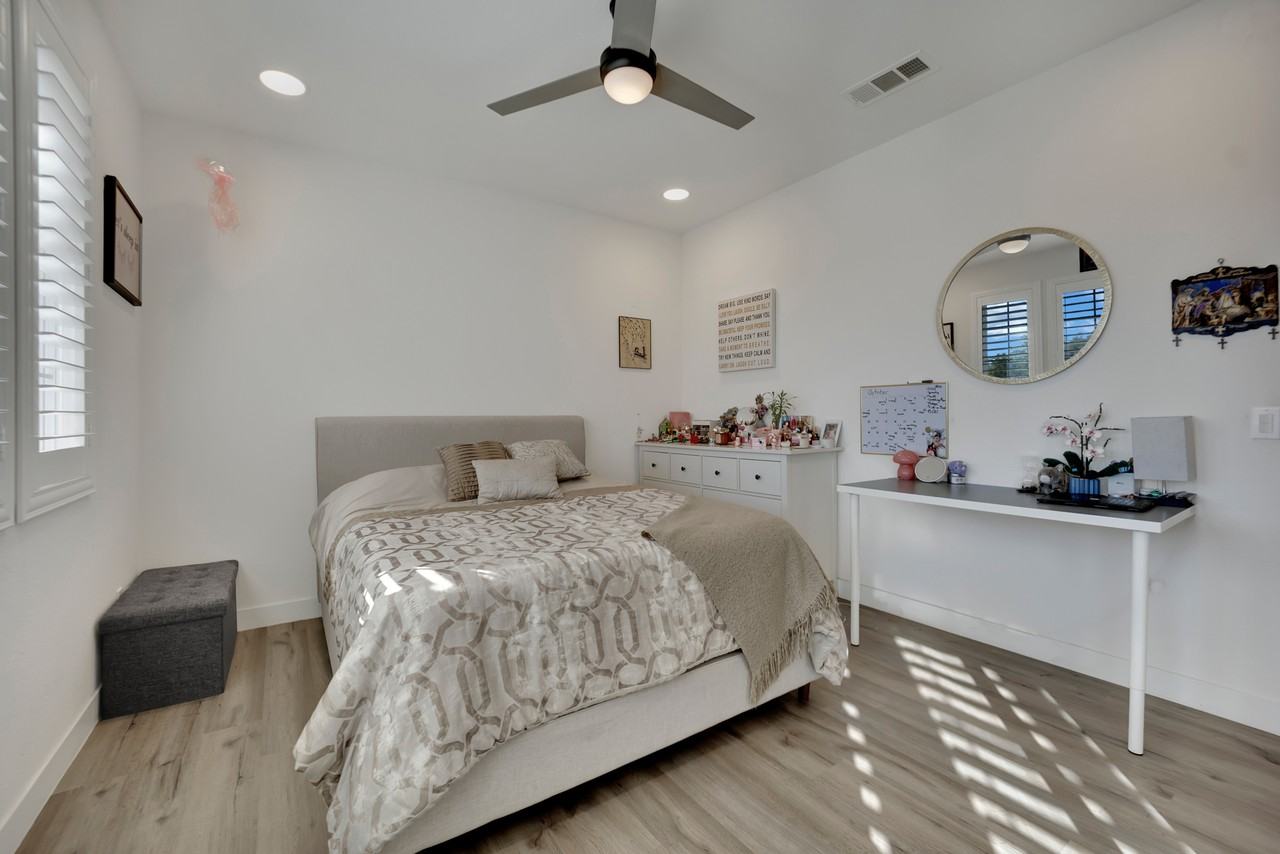 10336 Early Morning Ave - Photo 3 of 40