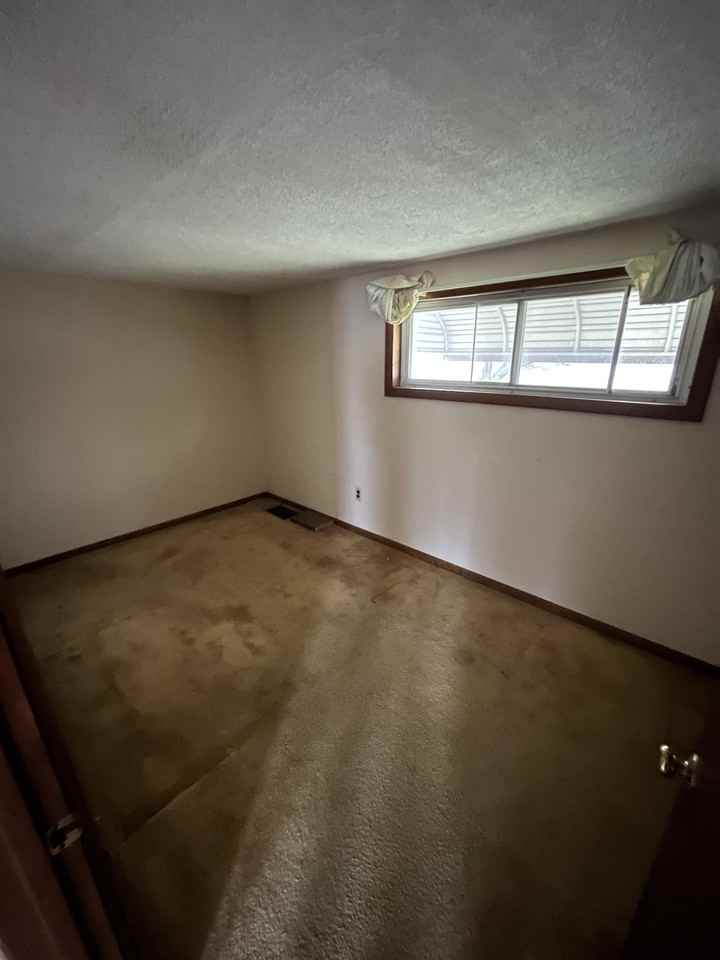 202 Saint Clair Ave Sw #R - Photo 4 of 16