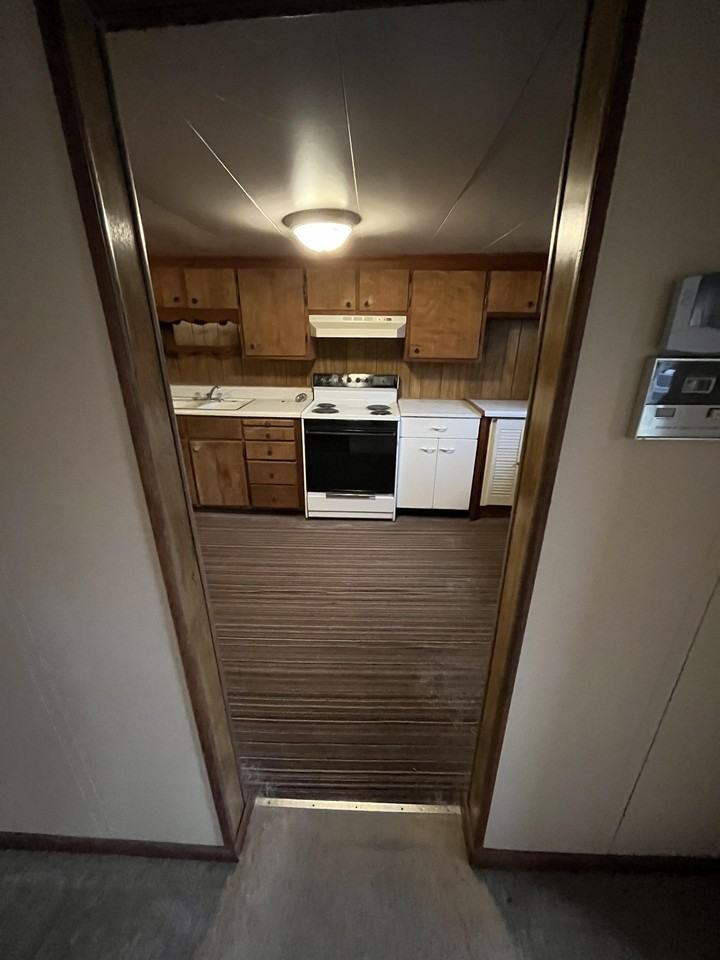 202 Saint Clair Ave Sw #R - Photo 6 of 16