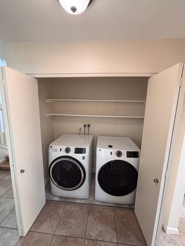 13933 E Oxford Pl - Photo 7 of 24