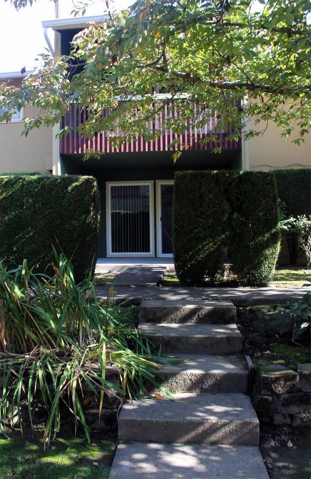 13050 Nw Cornell Rd #E02 - Photo 7 of 12