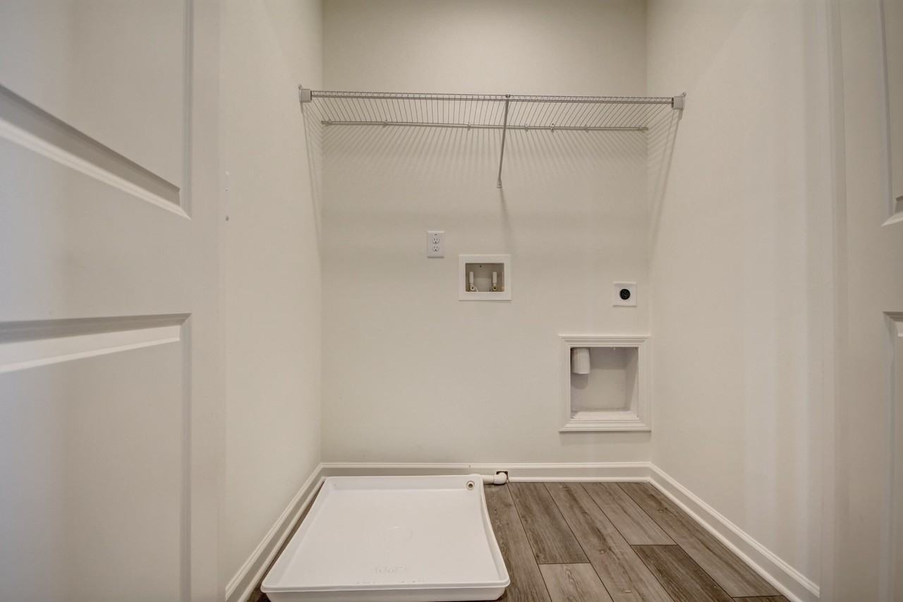 311 Penn Station Way #1 - Photo 5 of 15