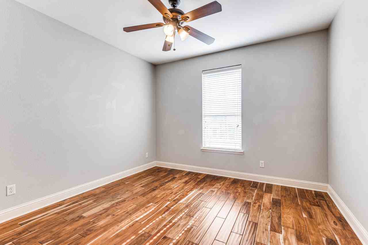 2712 Merida Ave #2712 - Photo 2 of 20