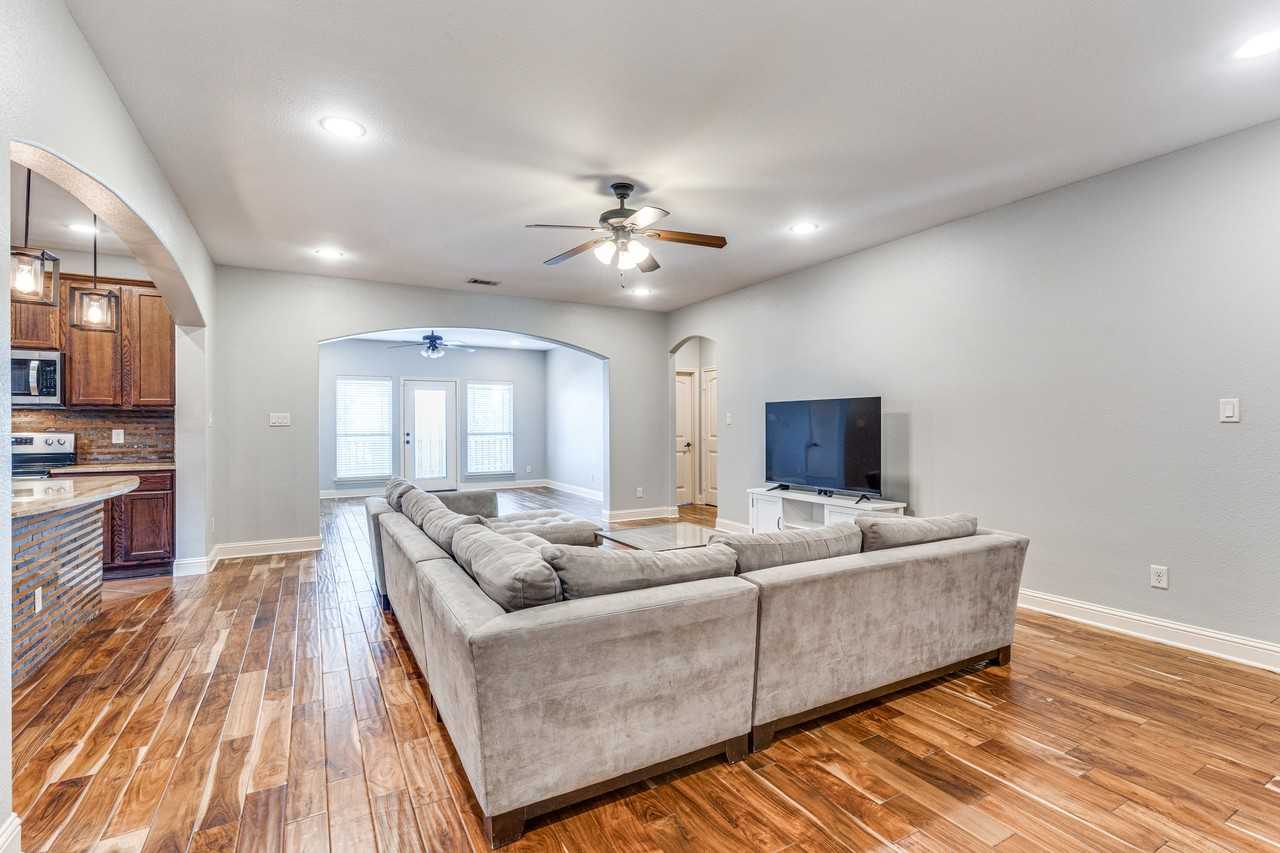 2712 Merida Ave #2712 - Photo 2 of 20