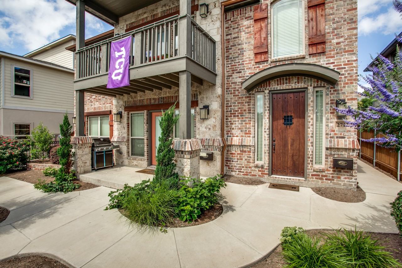 2712 Merida Ave #2712 - Photo 4 of 20