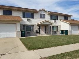 featured image of 302 Parkway Drive