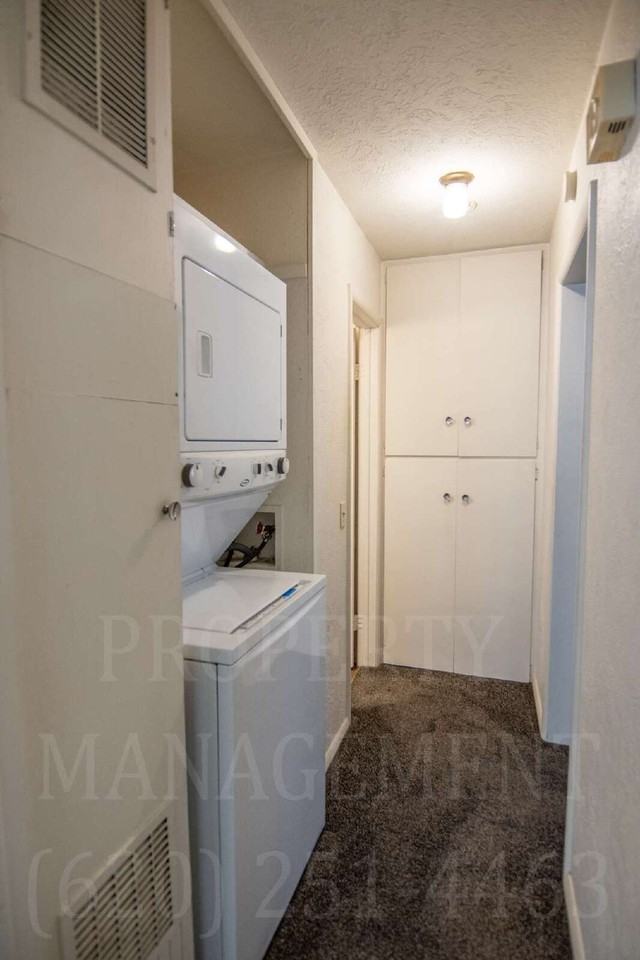 2001 West 6th Street - Photo 3 of 14