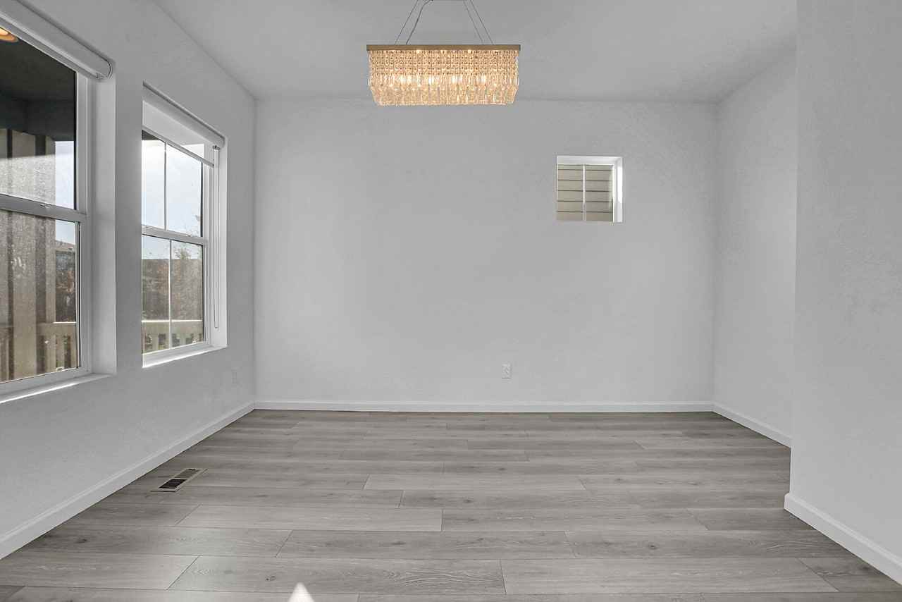 27897 E 7th Ave - Photo 2 of 50